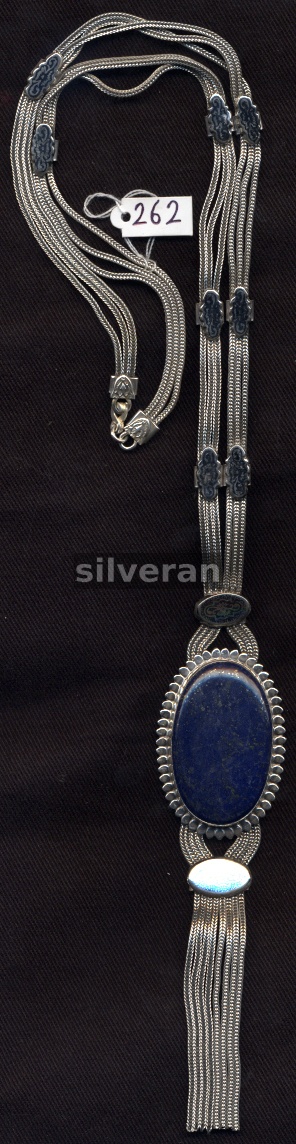 Oval Lapis Taşlı Uzun Kolye